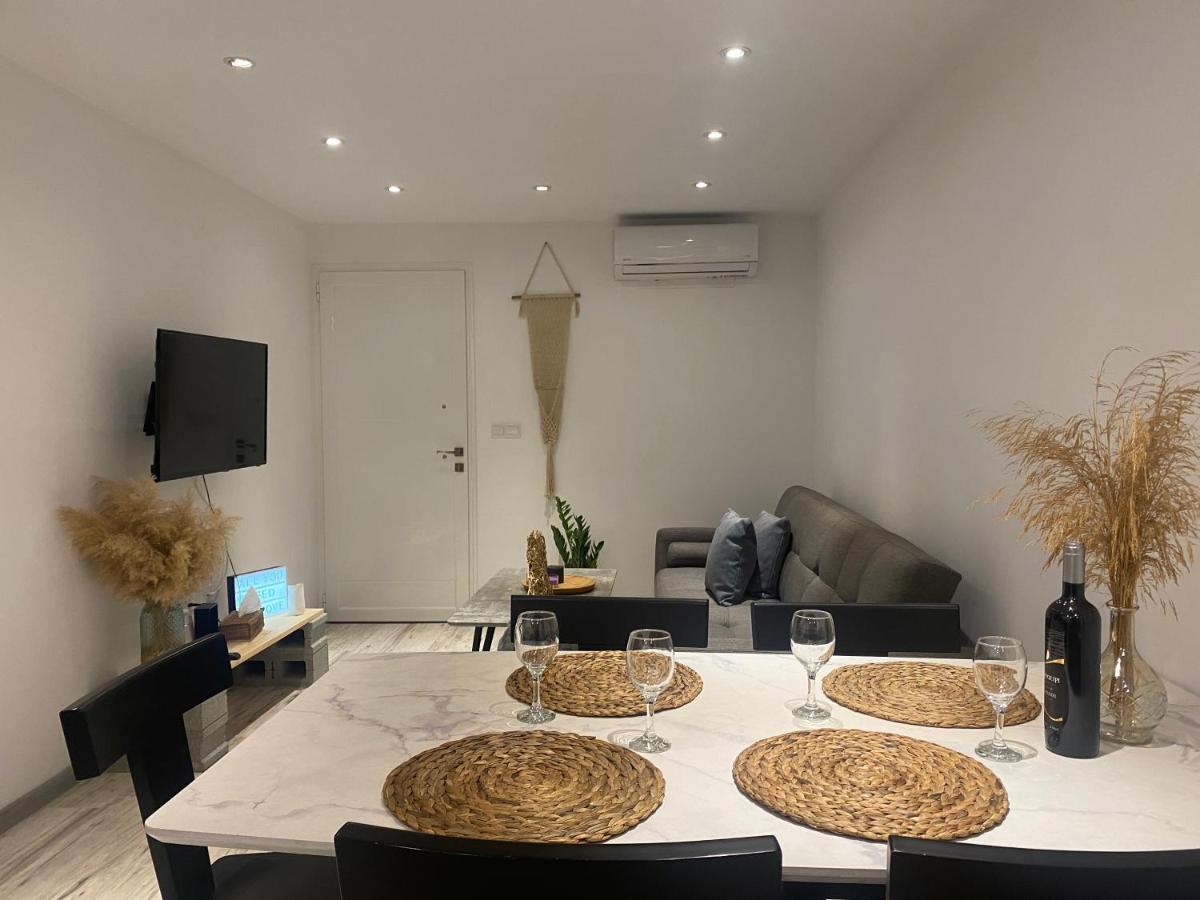 Luxury Lavender Apartment Larnaca Exterior photo